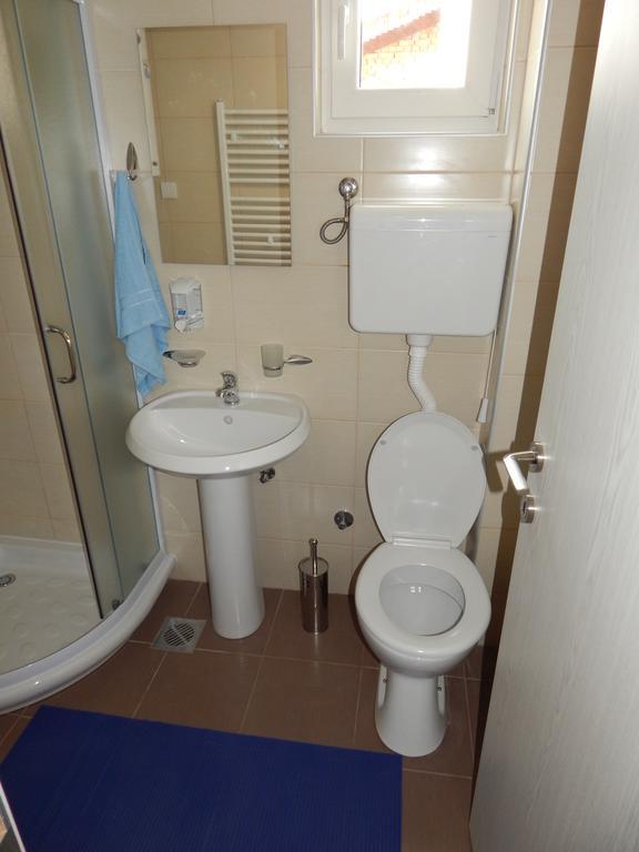 Apartments Center Kg كراغوييفاك الغرفة الصورة